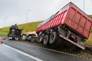 Read more about the article Preventing Truck Accidents